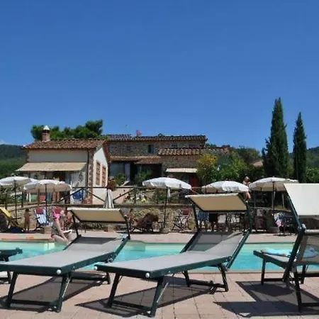 Huebsche Mit Gemeinsamem Pool * Vinci